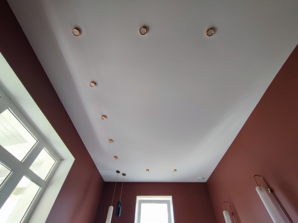 Пример тканевого потолка для детской 18 м²